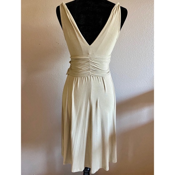 TRIBUTE dress by Heni Neman - Picture 6 of 11